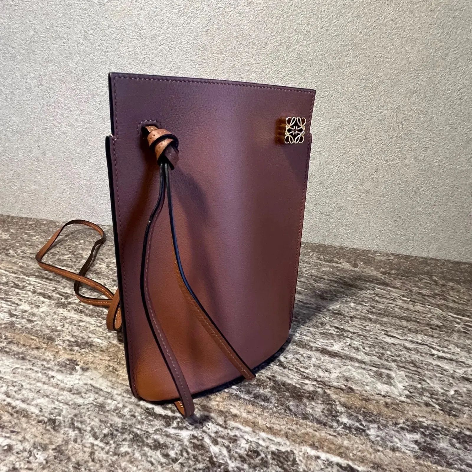 美品】LOEWE ダイスポケット クラシックカーフ ショルダーバッグ 