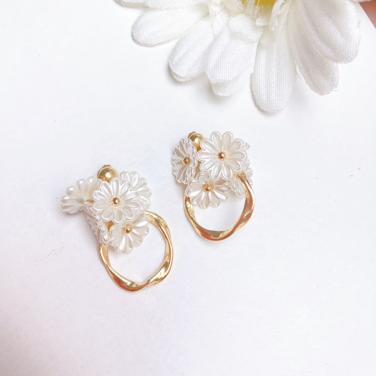 ハンドメイドピアス　No.1744 金具変更無料♡ ハンドメイドピアス No.1744 maccoshop - メルカリ