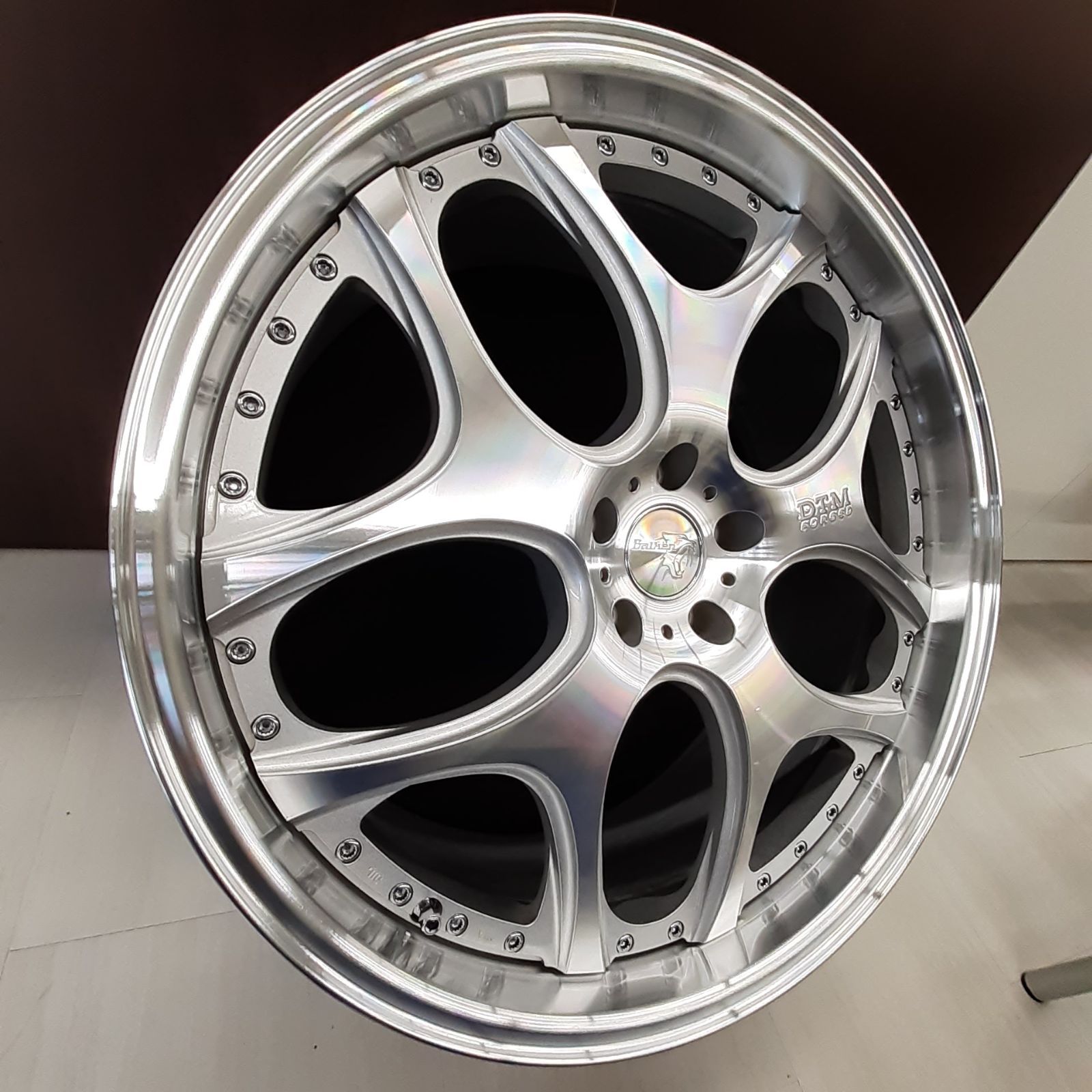 ヴァルケン　DTMフォージド　鍛造　22インチ　クリスタルシルバークリア　1本