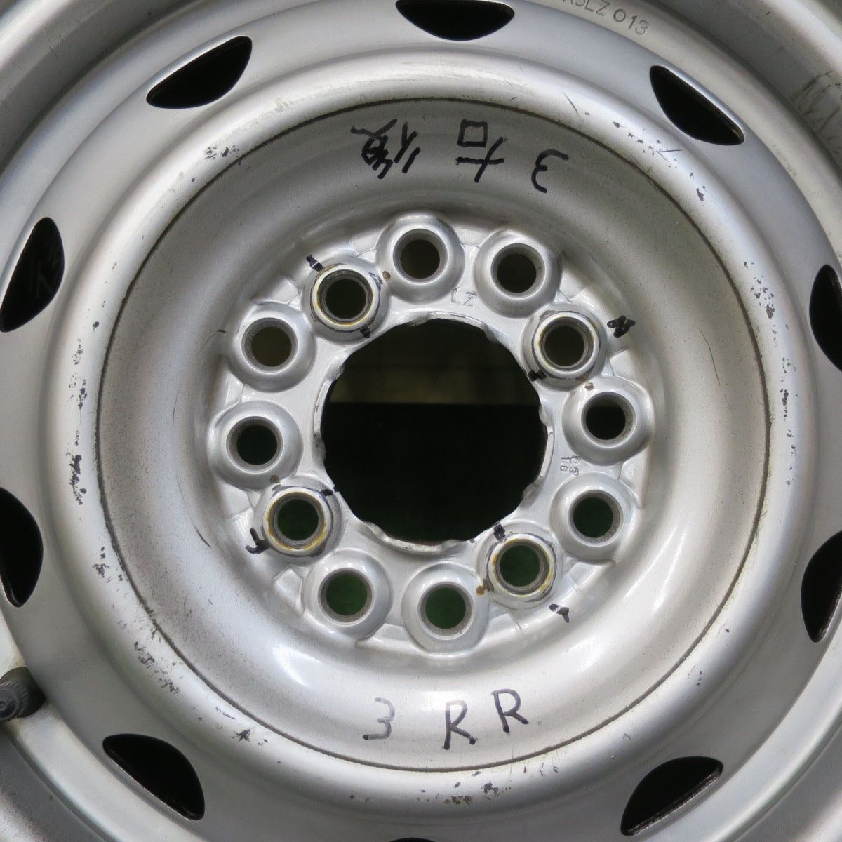 13インチ