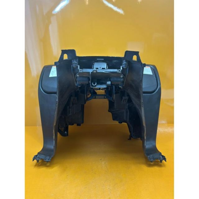 フロントカウル