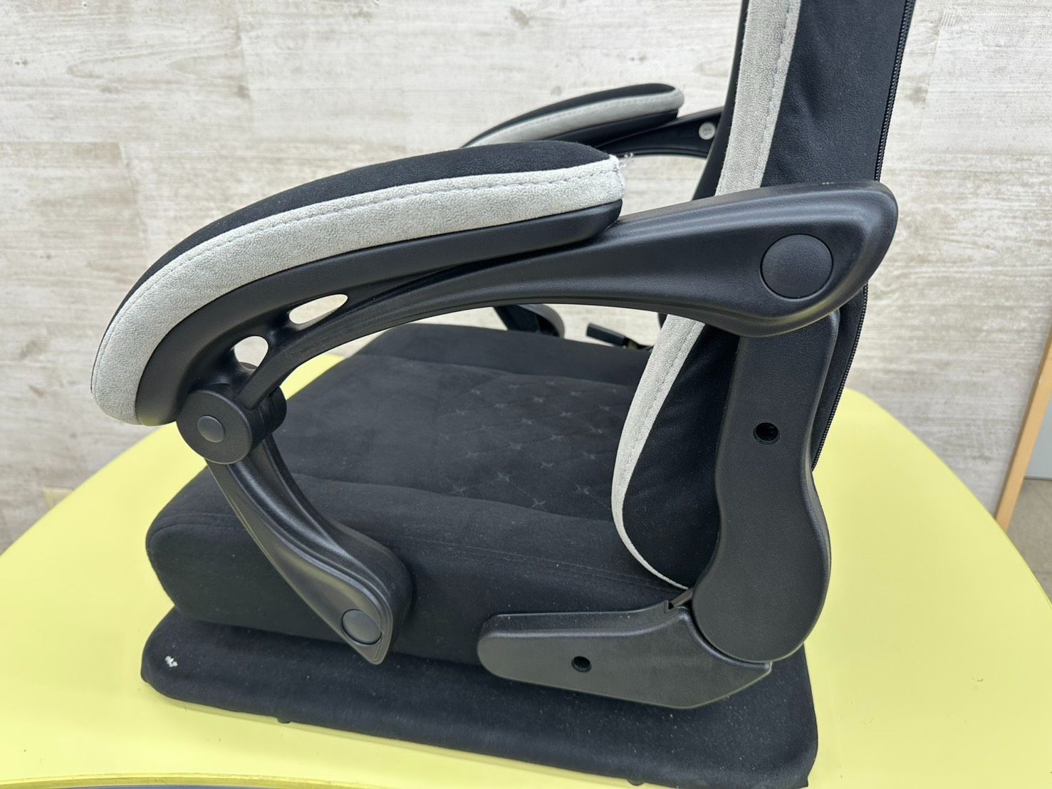 関東地域 販売 GTPLAYER ゲーミング座椅子 ファブリック素材 ブラック