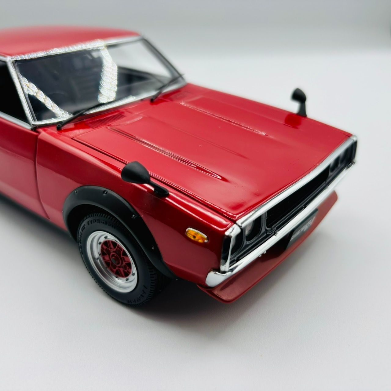 京商 1/18 日産 スカイライン 2000 GT-R KPGC110 SPORTS WIDE