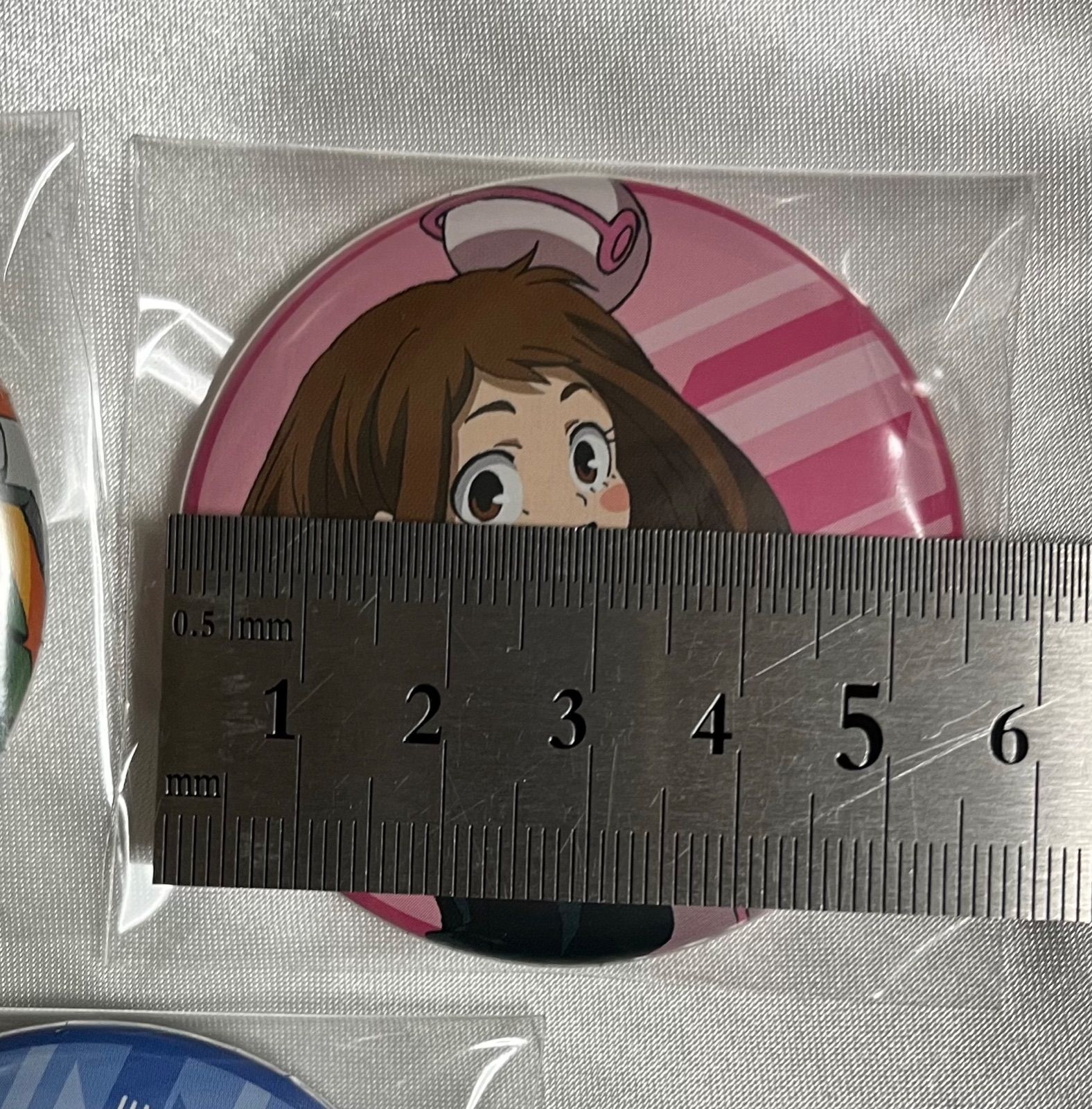 ヒロアカ　爆豪　グリッター　振り向きガッツポーズ　缶バッジコレクション ヒロアカ 爆豪 グリッター 振り向きガッツポーズ 缶バッジ