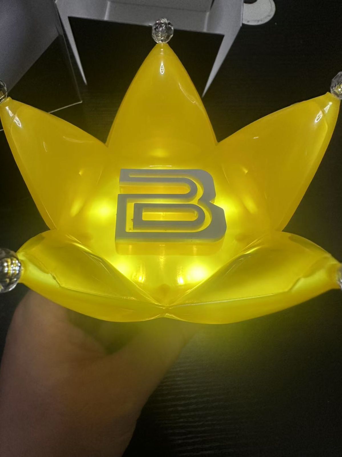 本日3時までに発送】 箱付き【新品未使用】 BIGBANG ペンライト