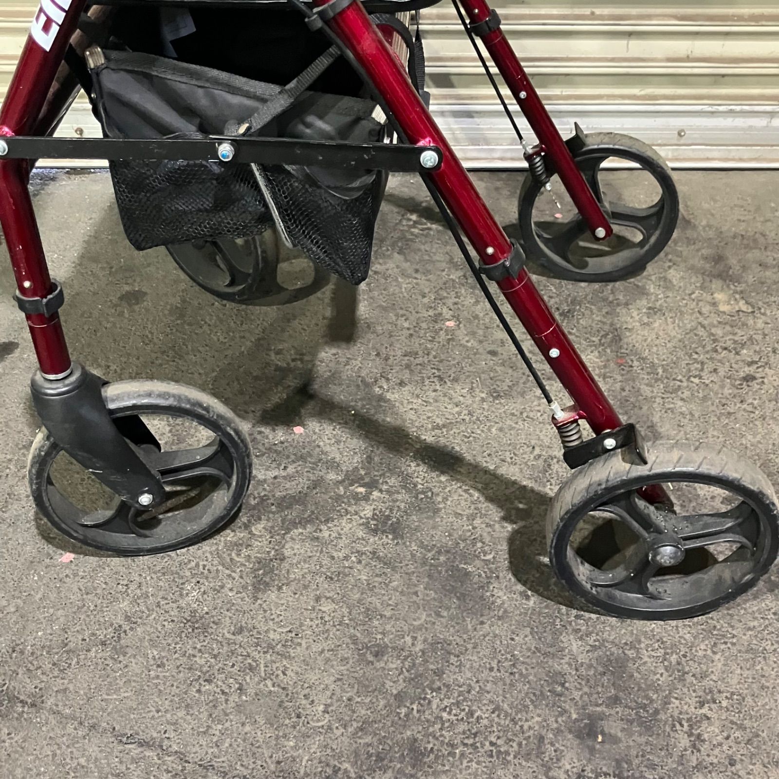SGM】hugo elite 手押し車 シルバーカー 歩行器 - メルカリ