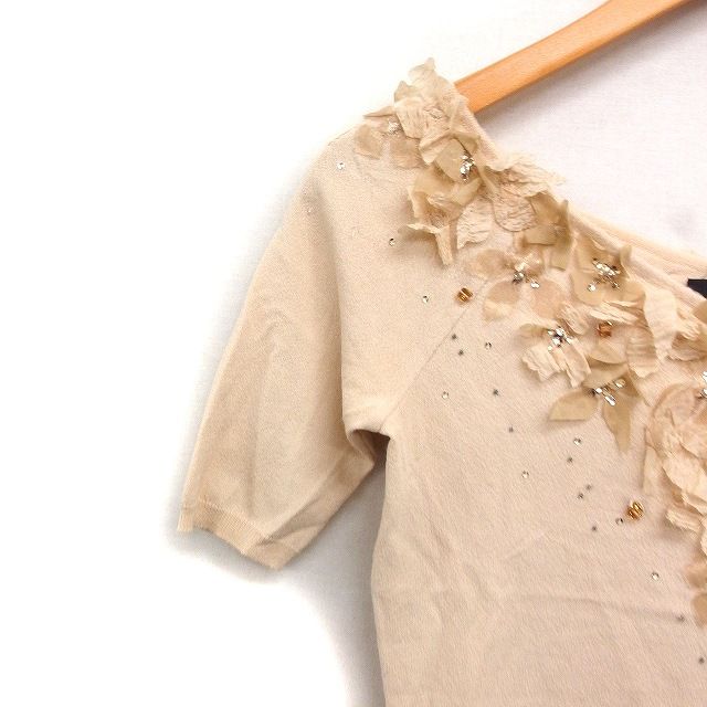 【新品未使用】エポカ　アイボリー Vネック ニット 半袖 エポカ EPOCA フラワーモチーフ ニット セーター 半袖 Vネック 40