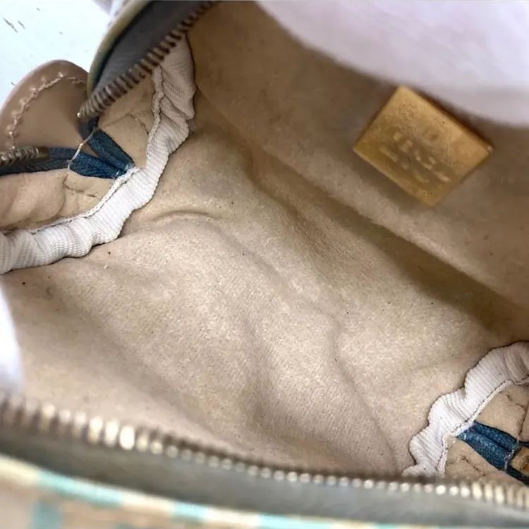 格安❣️ FENDI フェンディ ズッカ柄 ズッキーノ マルチポーチ