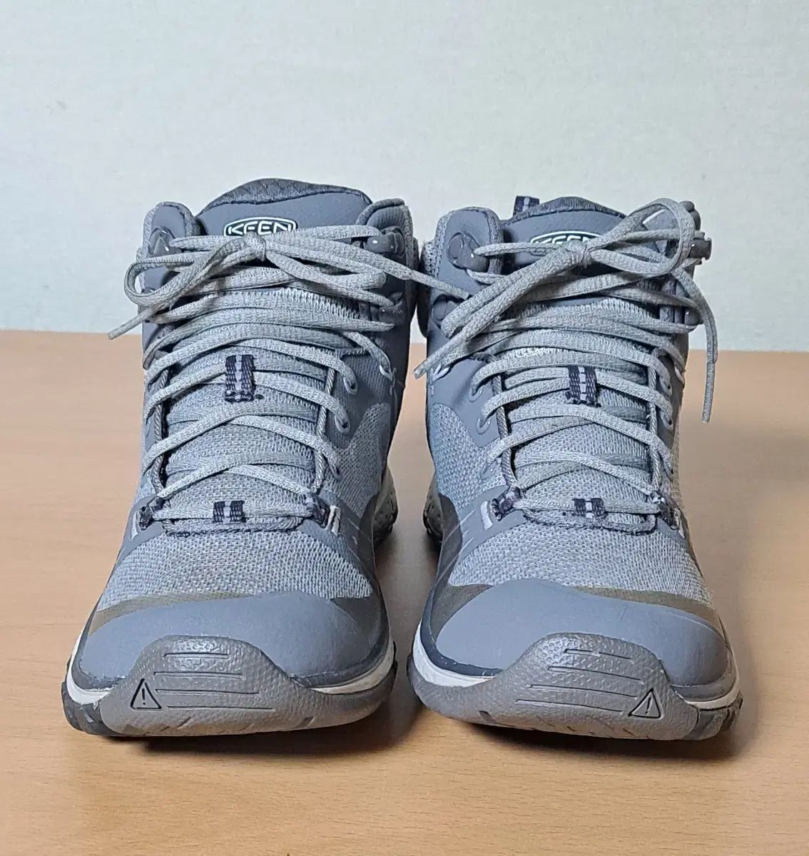 キーン 約225-230 テラ ド ラド ミッド ウォーター プルーフ 登山靴