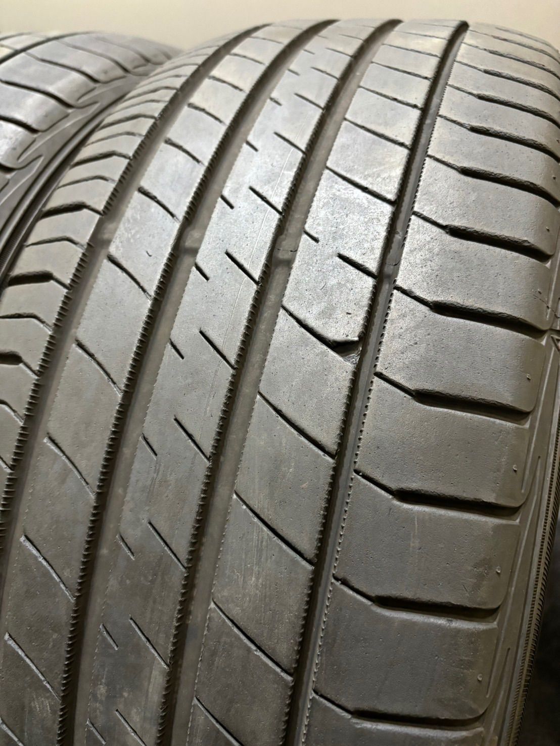 ★225/55R17 DUNLOP/LE MANSⅤ 18年製 夏タイヤ 4本 ダンロップ セルシオ スカイライン XV (2-F850)