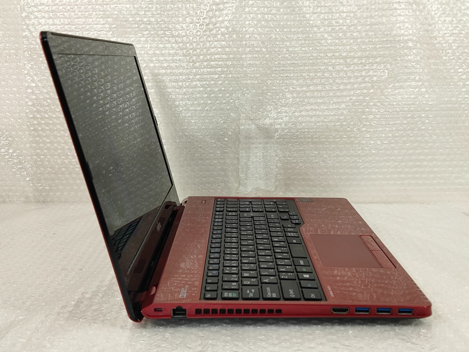 富士通 Fujitsu LIFEBOOK AH53/U i7-4722HQ/8GB/1TB HDD
