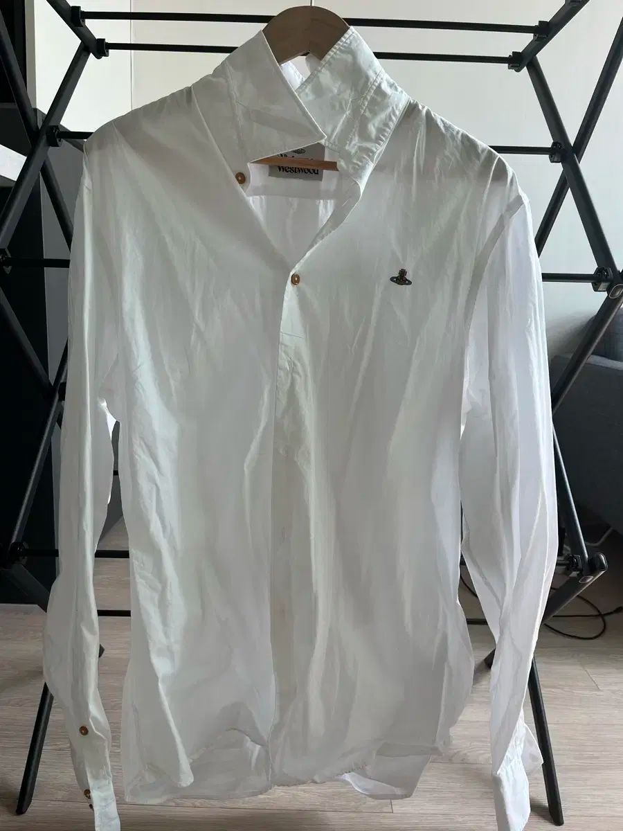ヴィヴィアンウエストウッド　vivienne westwood ゴーストシャツ Vivienne Westwood(ヴィヴィアン・ウエストウッド) ゴースト
