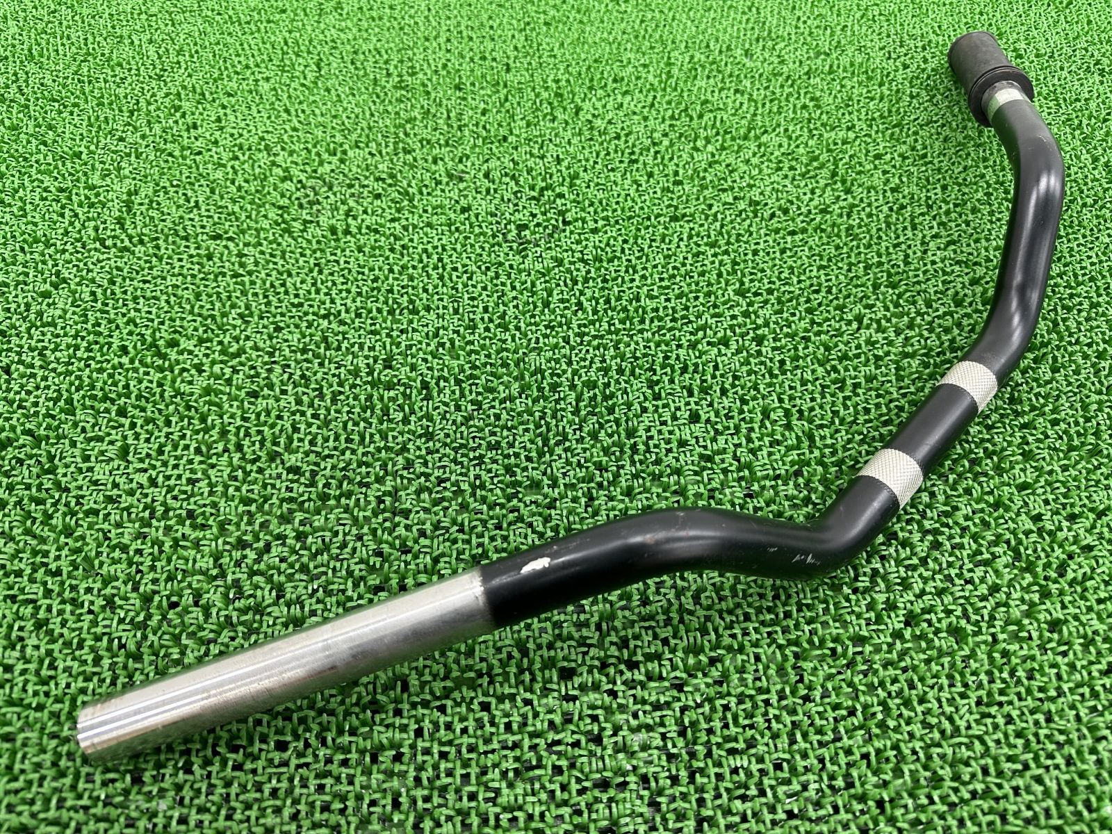 XL883N ハンドル ハーレー 純正 中古 バイク 部品 スポーツスター アイアン 1インチノーマルハンドルバー 幅740 曲がり無し