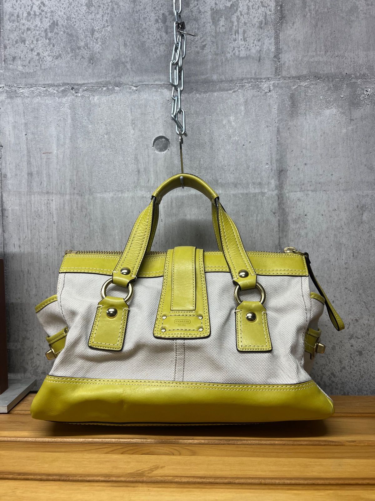 OneMall provides Mercari products: レアカラー COACH 65TH