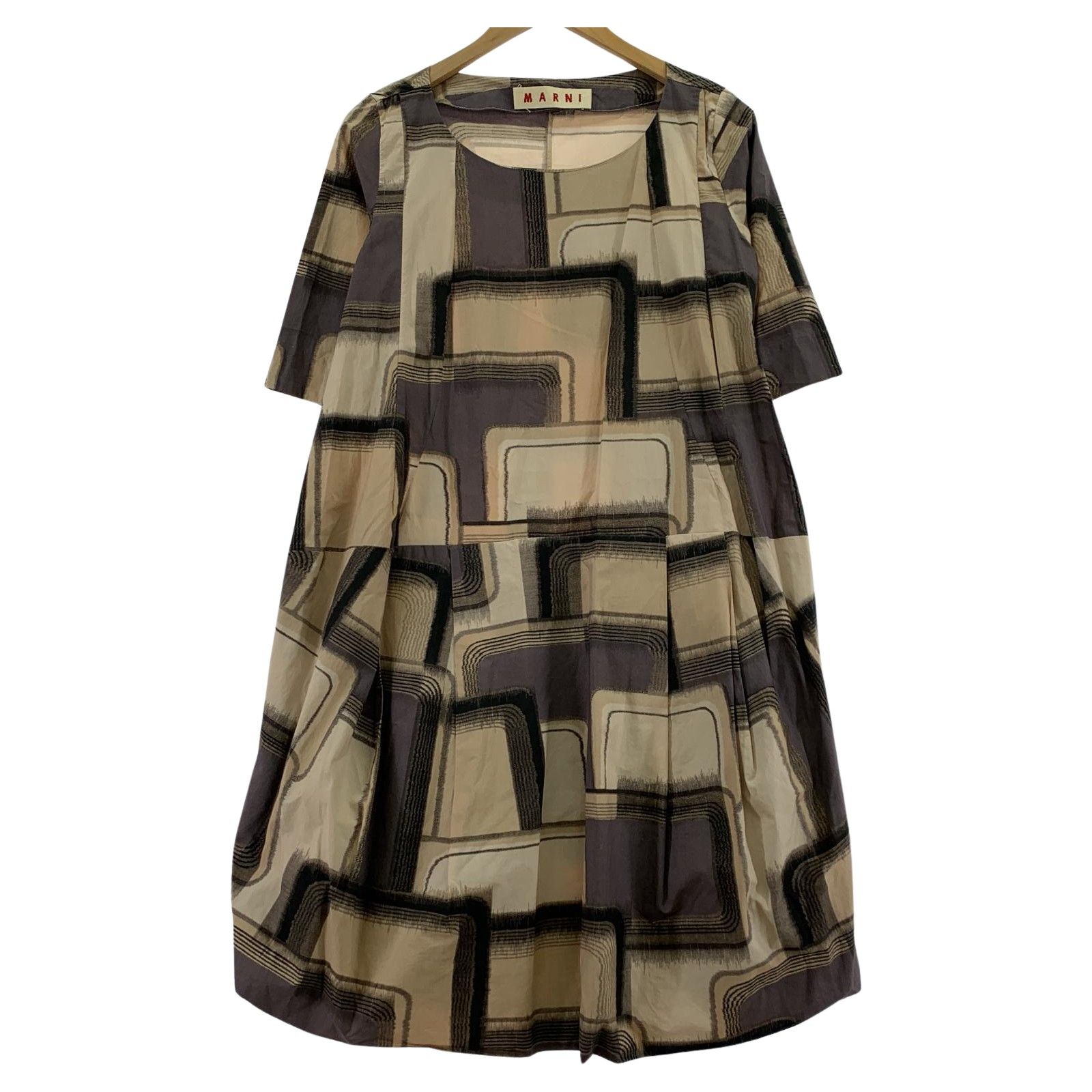 [超美品]MARNI マルニ　総柄　ロングワンピース　黒 超美品]MARNI マルニ 総柄 ロングワンピース 黒