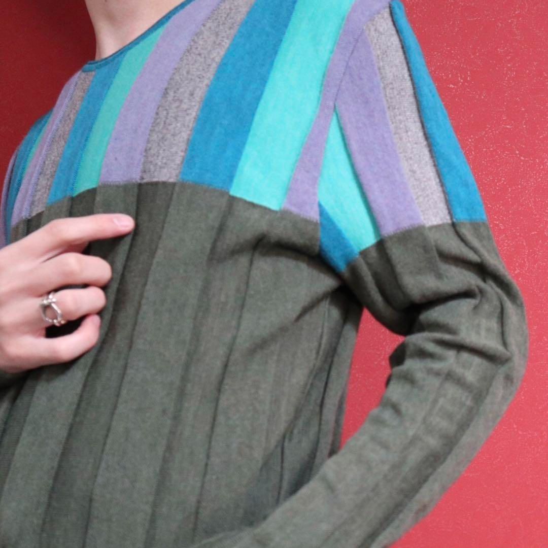 極美品】ISSEY MIYAKE グリーン系 差し色 ストライプ 立体 ニット 