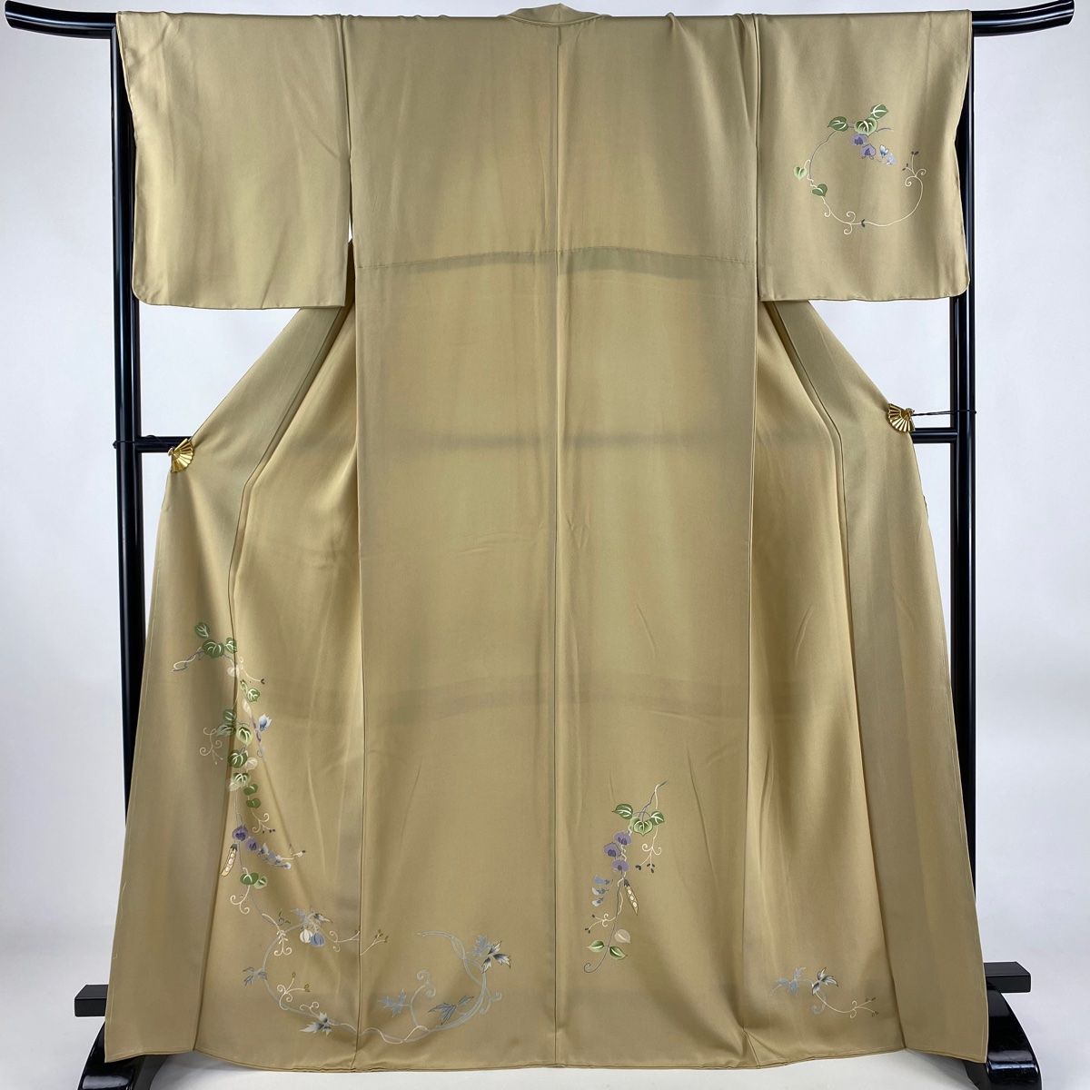 付下げ 身丈167.5cm 裄丈67cm M 袷 サヤエンドウ 草花 刺繍 ベージュ  