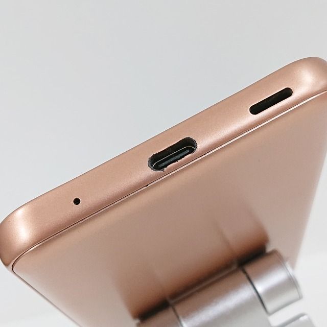 We FCG01 arrows ローズゴールド au 64GB au版 FCNT SIMフリー AU版SIM