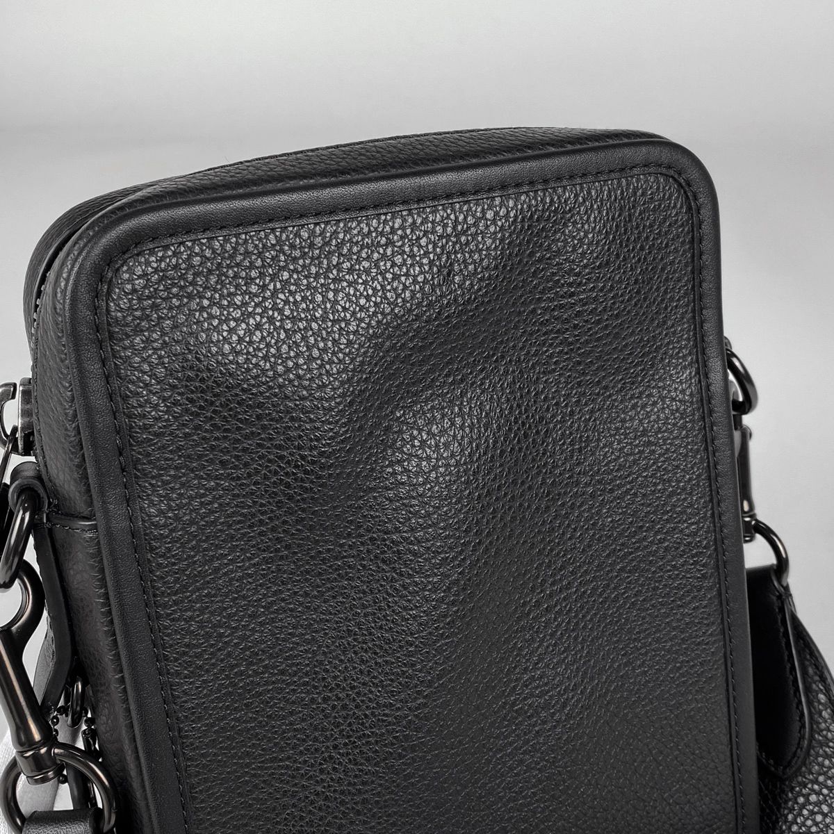 コーチ COACH