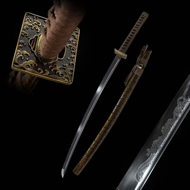 【半太刀一シンロン】 武具　刀装具　日本刀　模造刀 居合刀 手鍛造打 鋼刀 半太刀一シンロン】 武具 刀装具 日本刀 模造刀 居合刀 手鍛造打