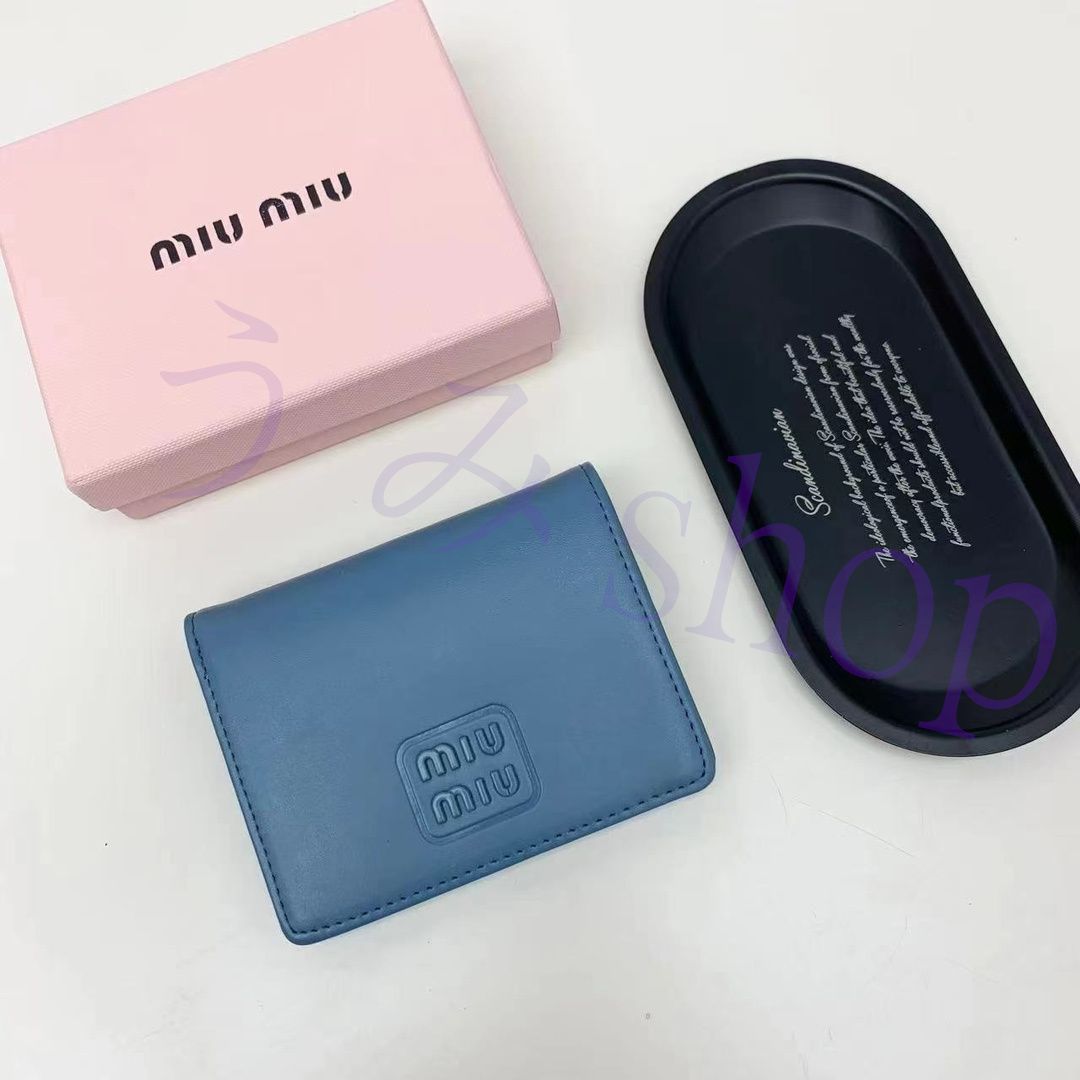 新品未使用　miumiu 折り財布 miu miumiu ミュウミュウ MATELASSE SMALL WALLET 二つ折り財布