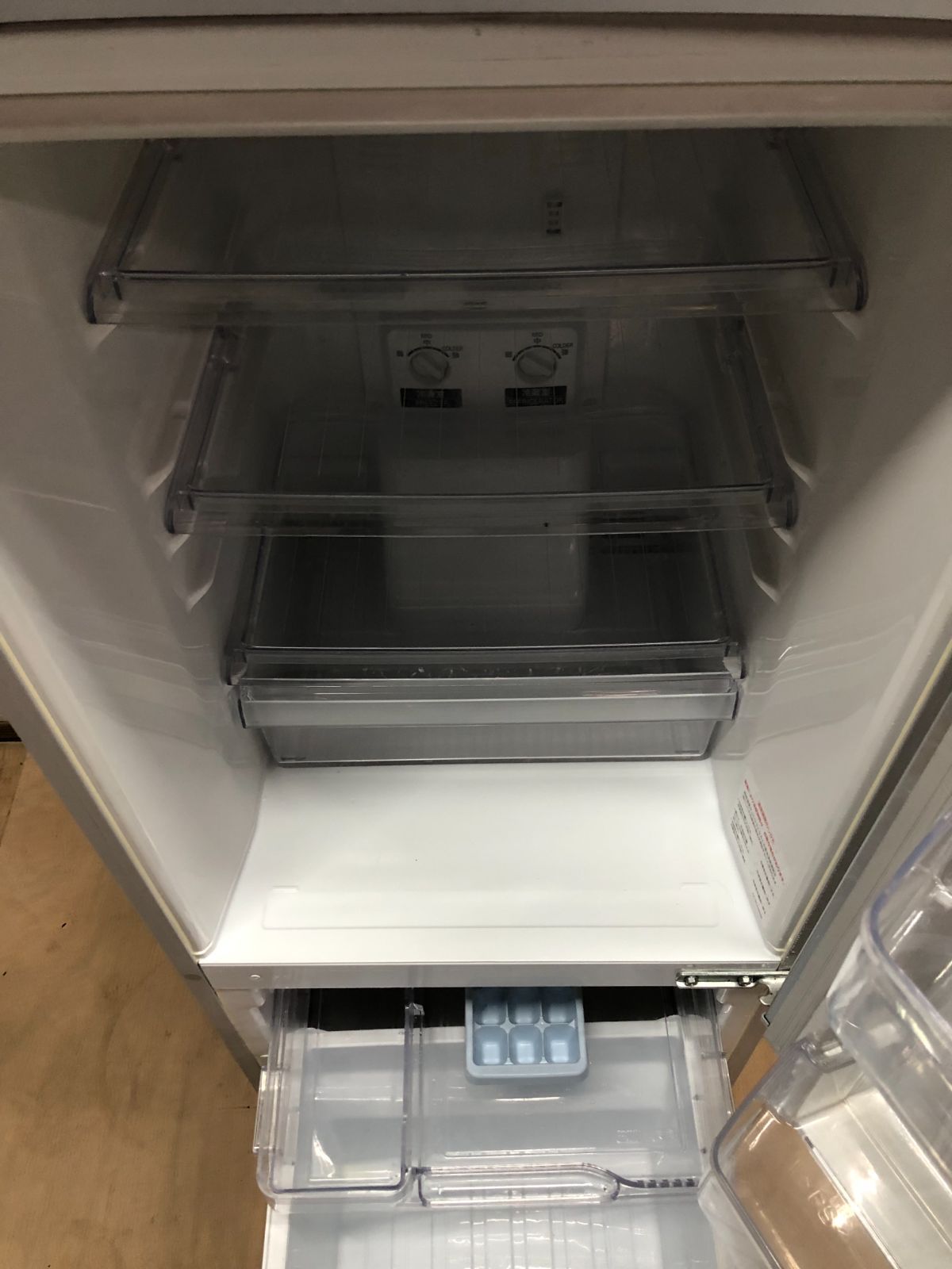 三菱 冷蔵庫 MR-P15S-S 146L シルバー 2ドア 2011年製 動作良好