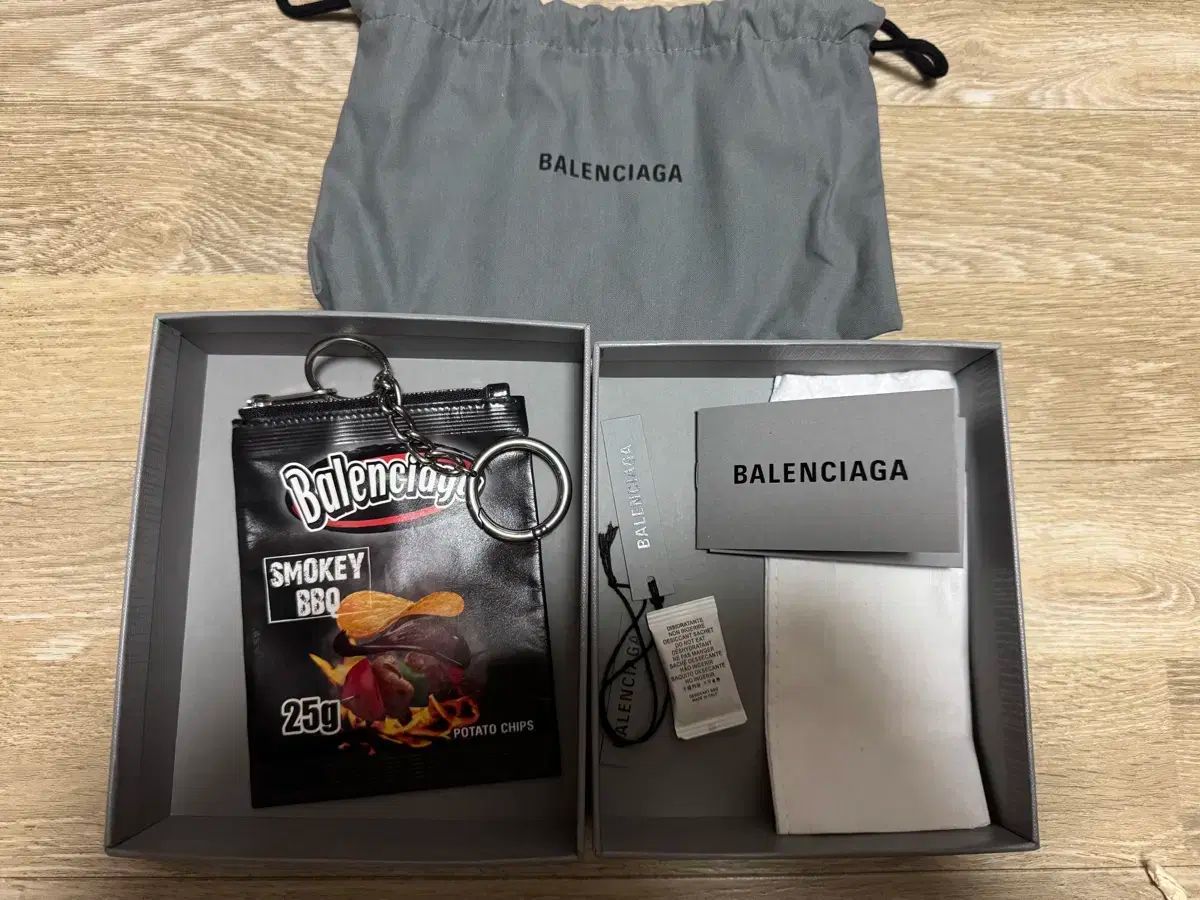 BALENCIAGA バレンシアガ チップス キーリング
