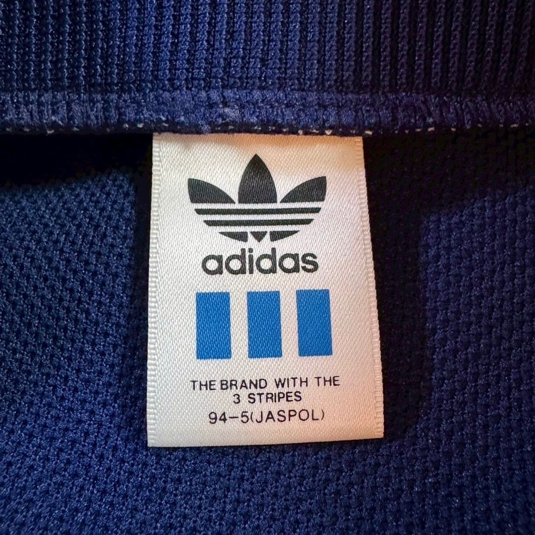 トレフォイル ロゴ