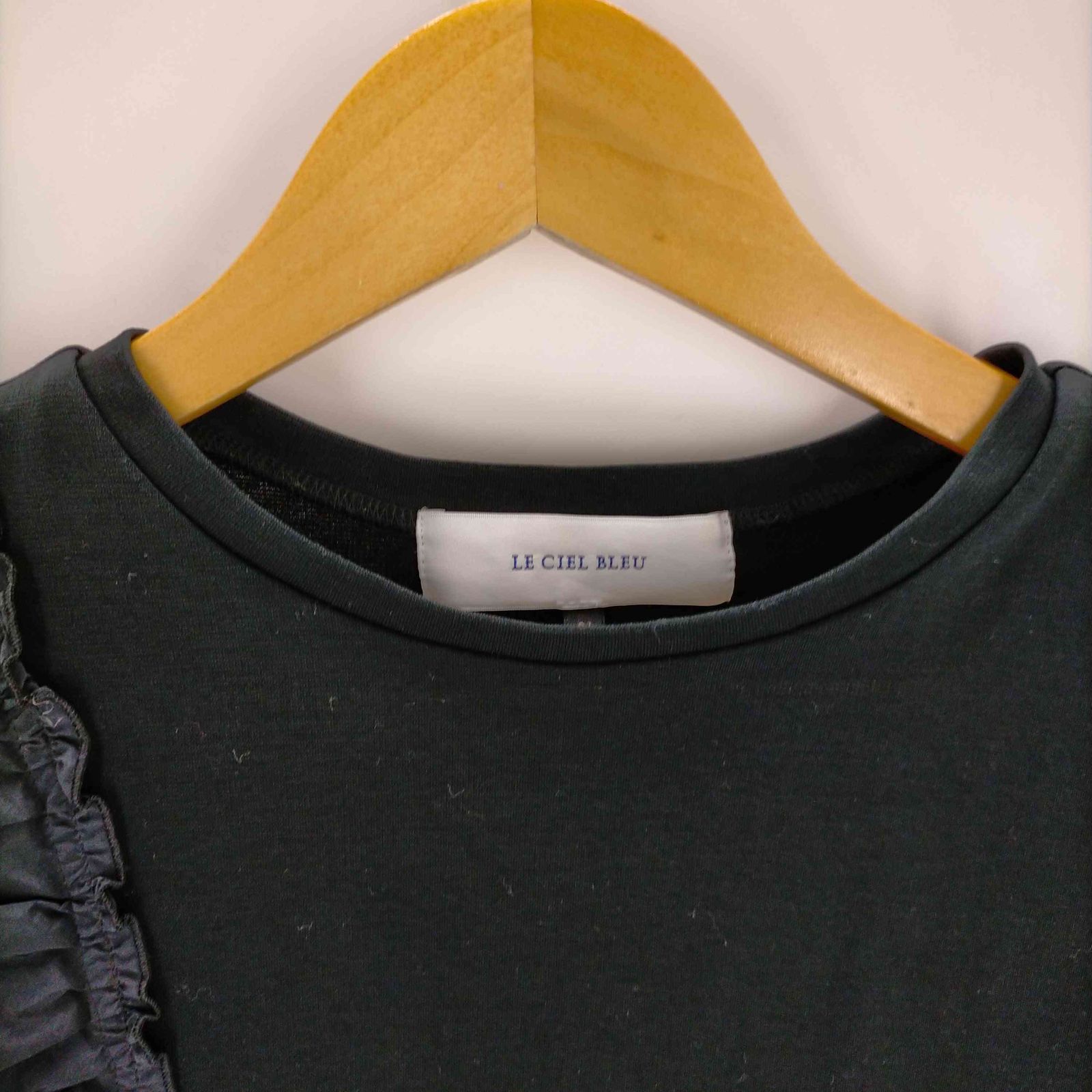 ルシェルブルー LE CIEL BLEU 22SS affeta Ruffle Sleeveless