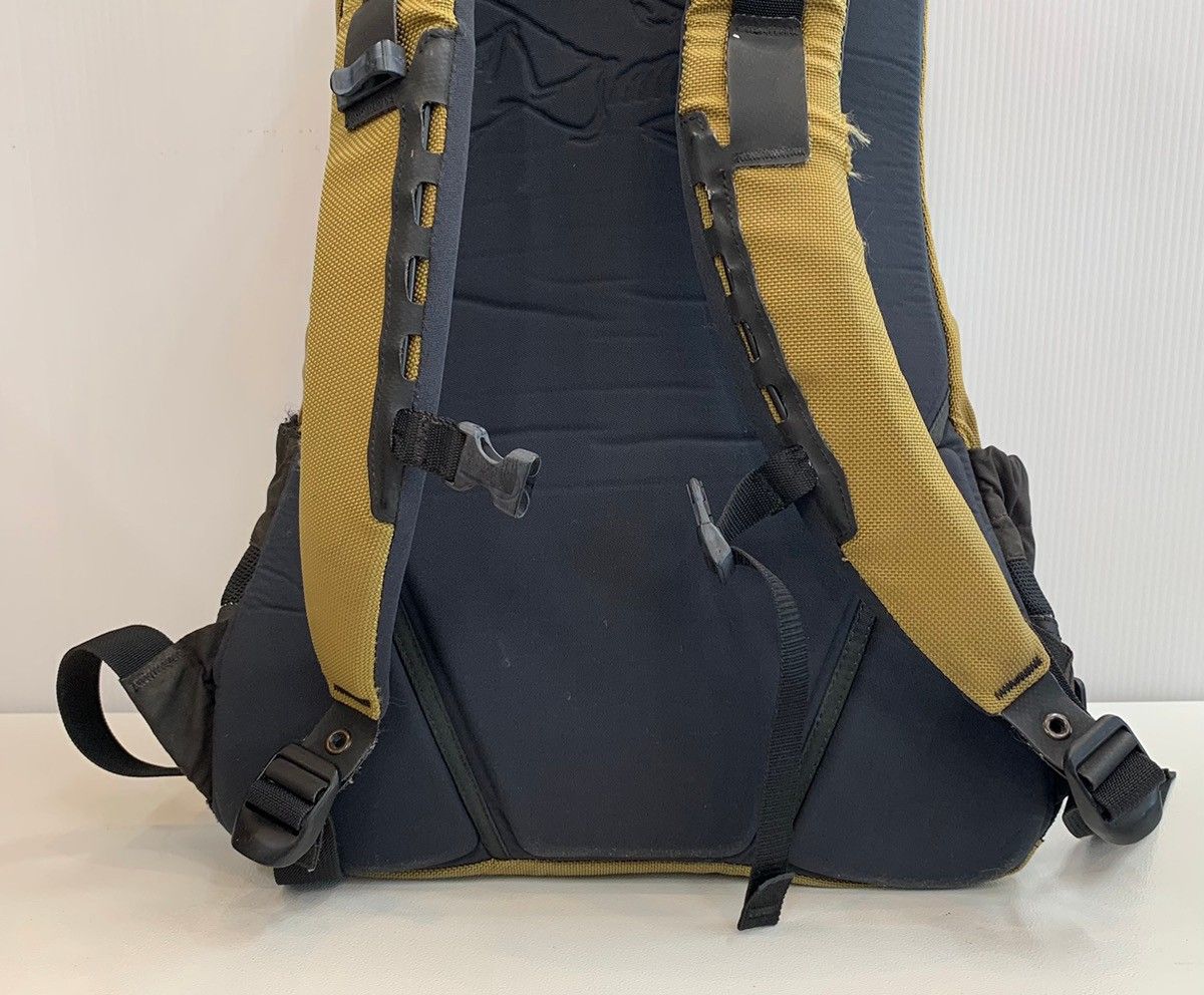 アークテリクス ARC'TERYX × BEAMS ビームス 別注 カナダ製 アロー22 25周年 バッグ メンズバッグ バックパック・リュック ロゴ ブラック 201goods-386