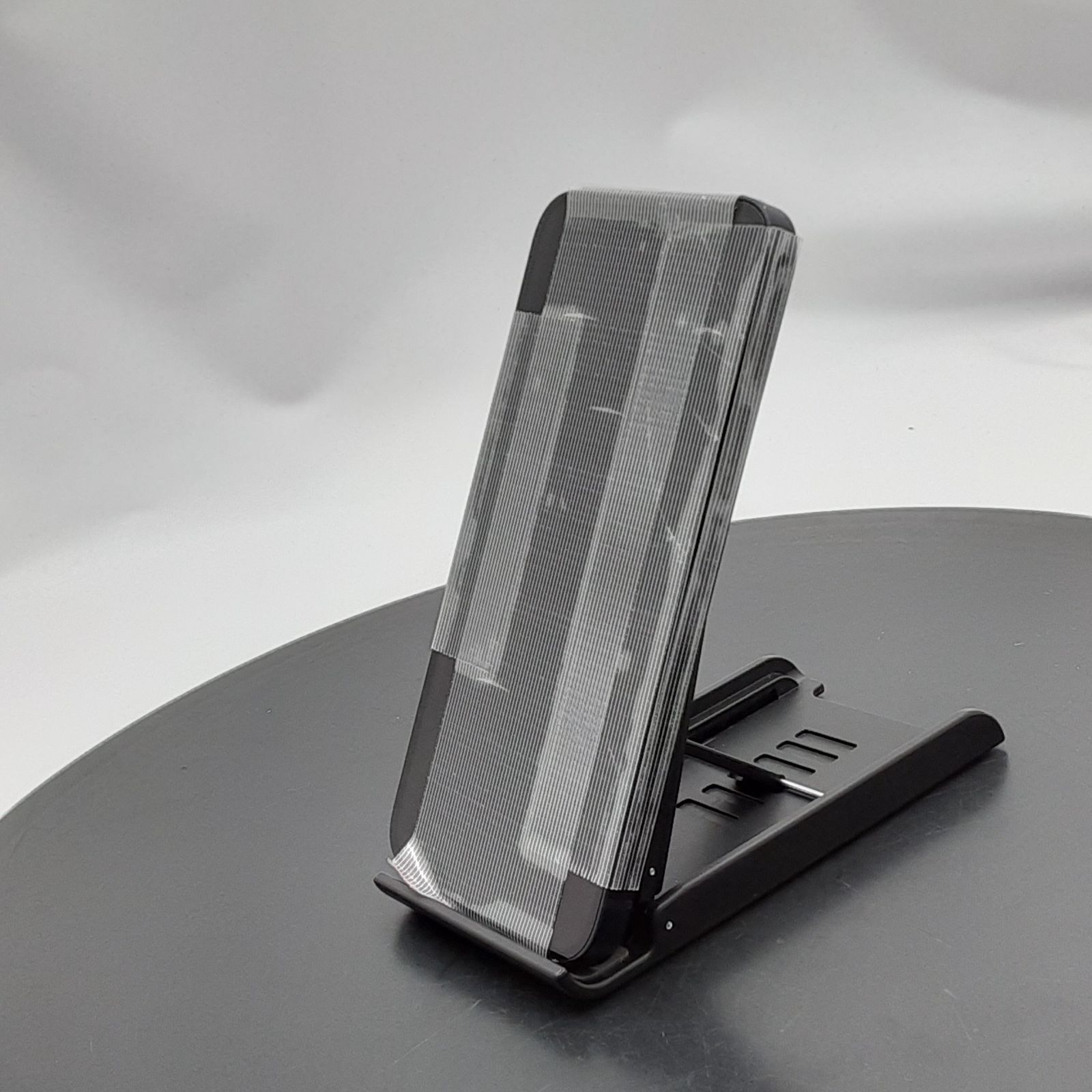 ☆ジャンク/起動×☆Apple iPhone 12 64GB ブラック MGHN3 J/A キャリア