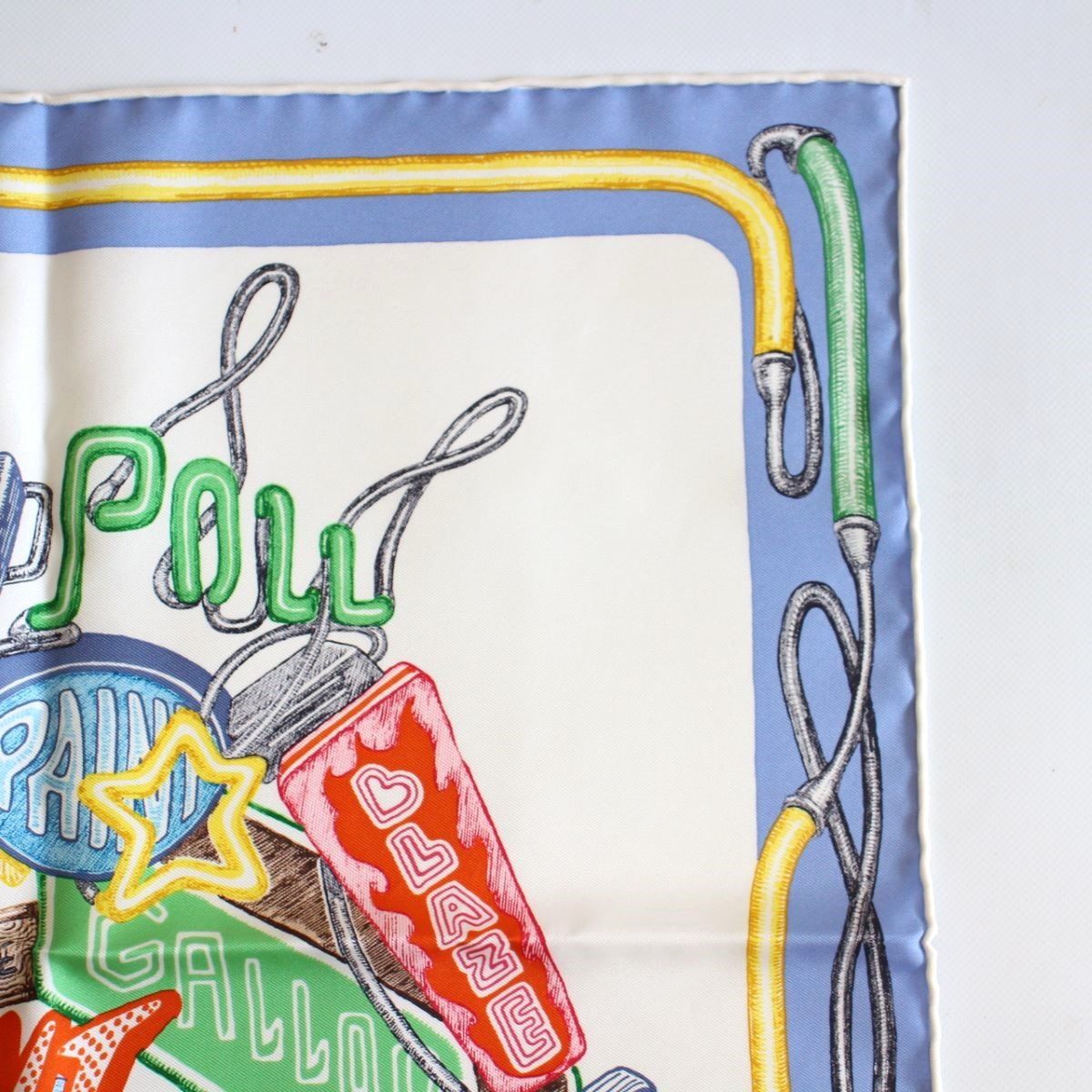 HERMES エルメス　カレ45 美品 HERMES - 美品 エルメス HERMES スカーフ カレ45 VINTAGE MORS