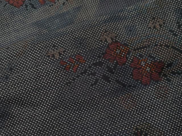 平和屋着物○本場大島紬 9マルキ 菱重ね吉祥花文 正絹 逸品 未使用