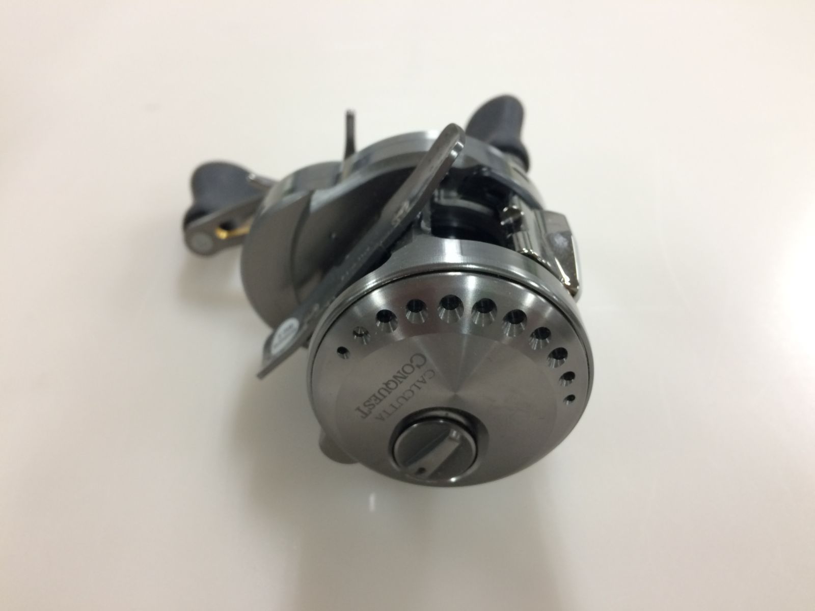 SHIMANO ベイトリール
