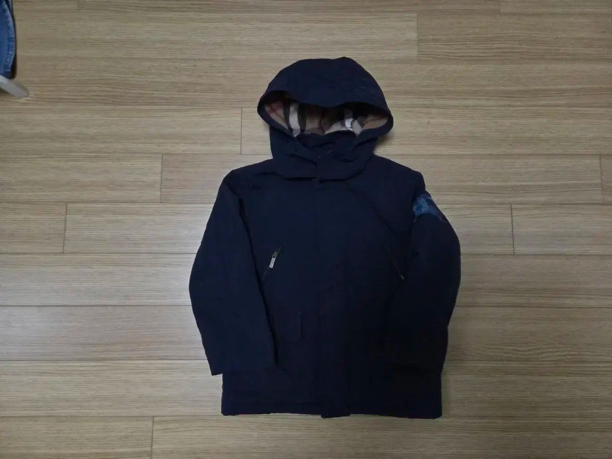 BURBERRY バーバリー キッズ キー アウター ロゴ ノヴァチェック フー WHO