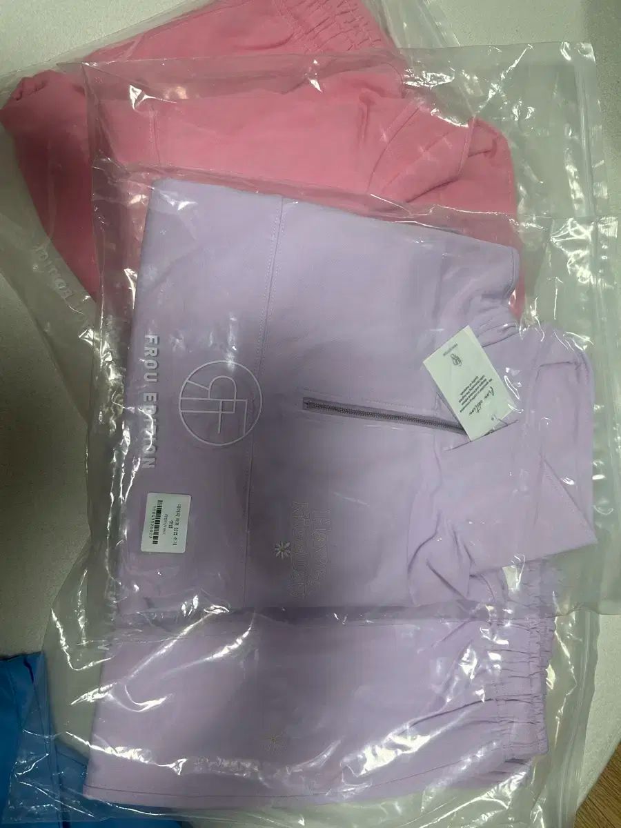 卍 プルー