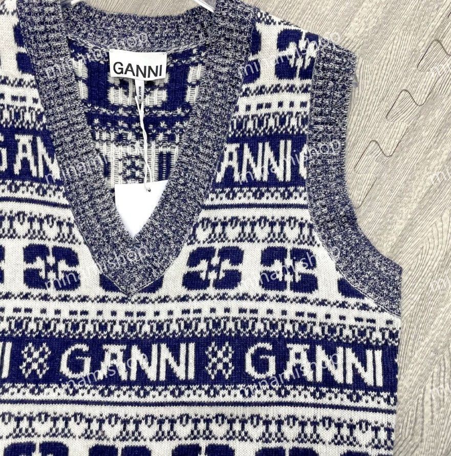 関税・送料込☆GANNI 【マルイ北千住】 ロゴジャカード ウールブレンドベスト