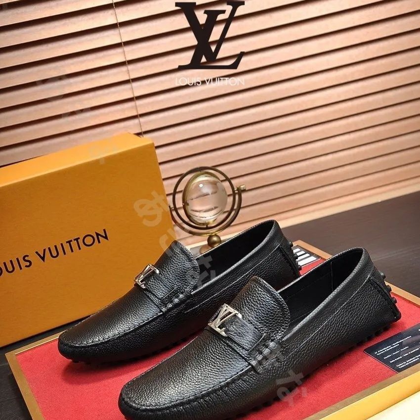 新品未使用ルイヴィトンLOUIS VUITTON 人気の男性用豆靴 ブラック【並行輸入品】