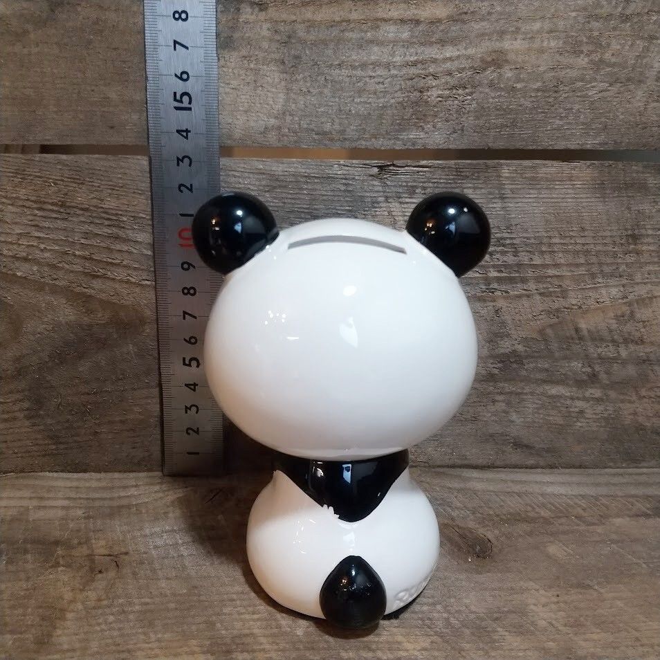 内藤ルネ　パンダ陶器貯金箱　昭和レトロ　お花パンダ Amazon.co.jp: 内藤ルネ RUNE パンダ 花貯金箱 陶器 当時物 : ホビー