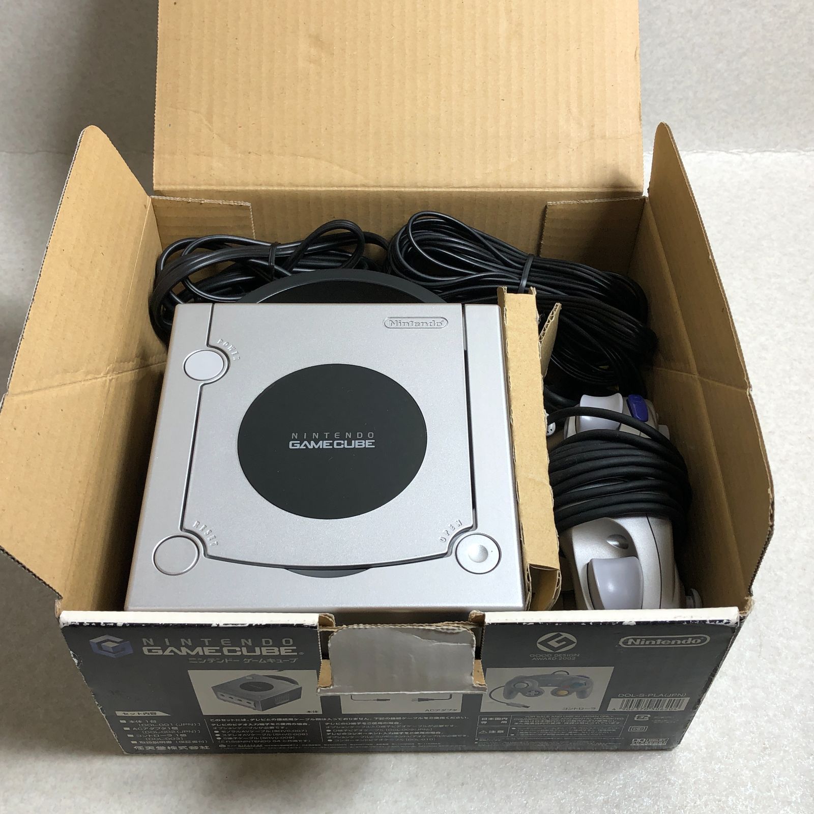 DH1094】任天堂 ニンテンドーゲームキューブ シルバー 箱入り