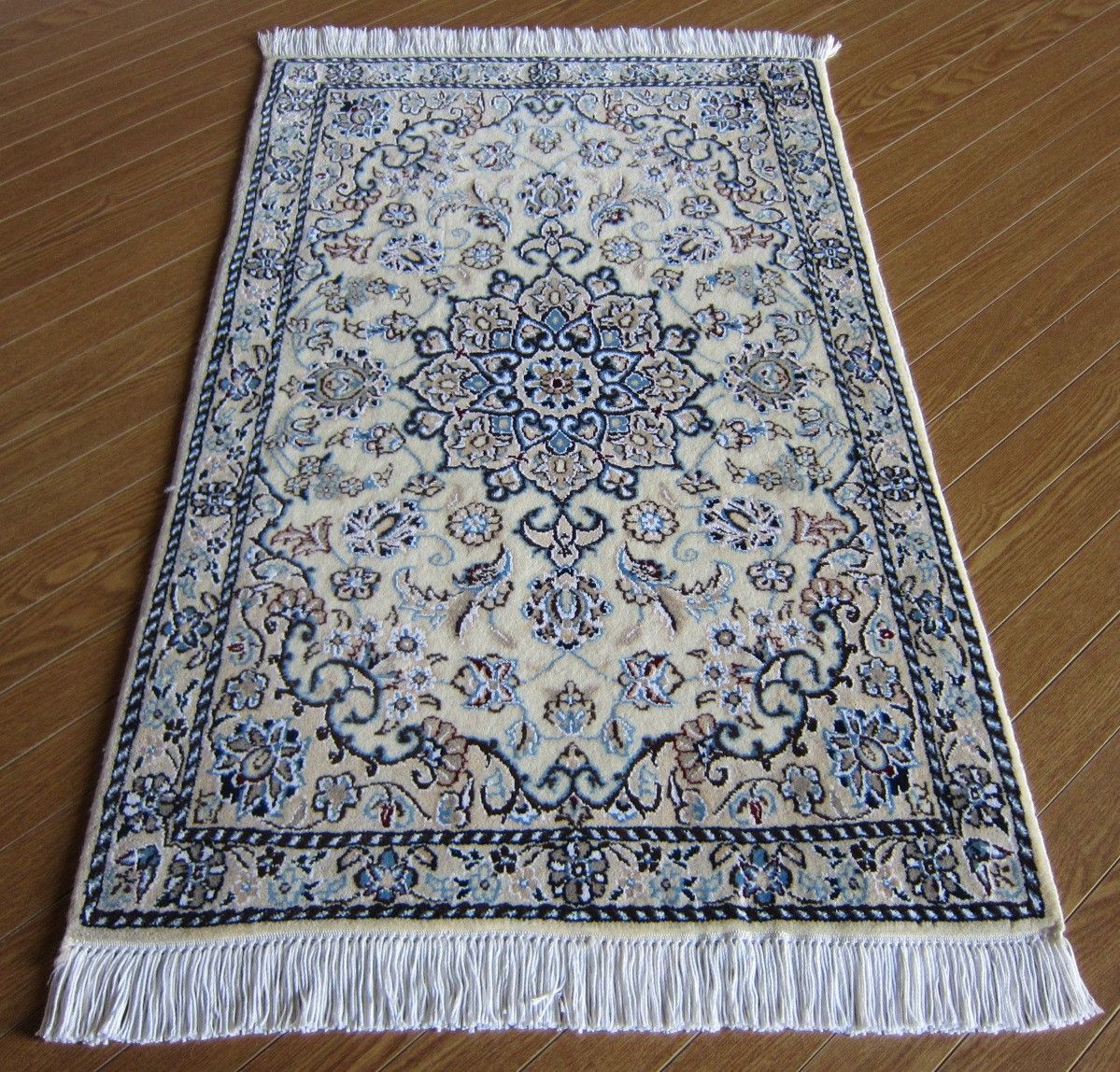 AN様　　イラン産ペルシャカーペット　絨毯 SALE PRICE ペルシャ絨毯 玄関マット 120cm×80cm カーペット