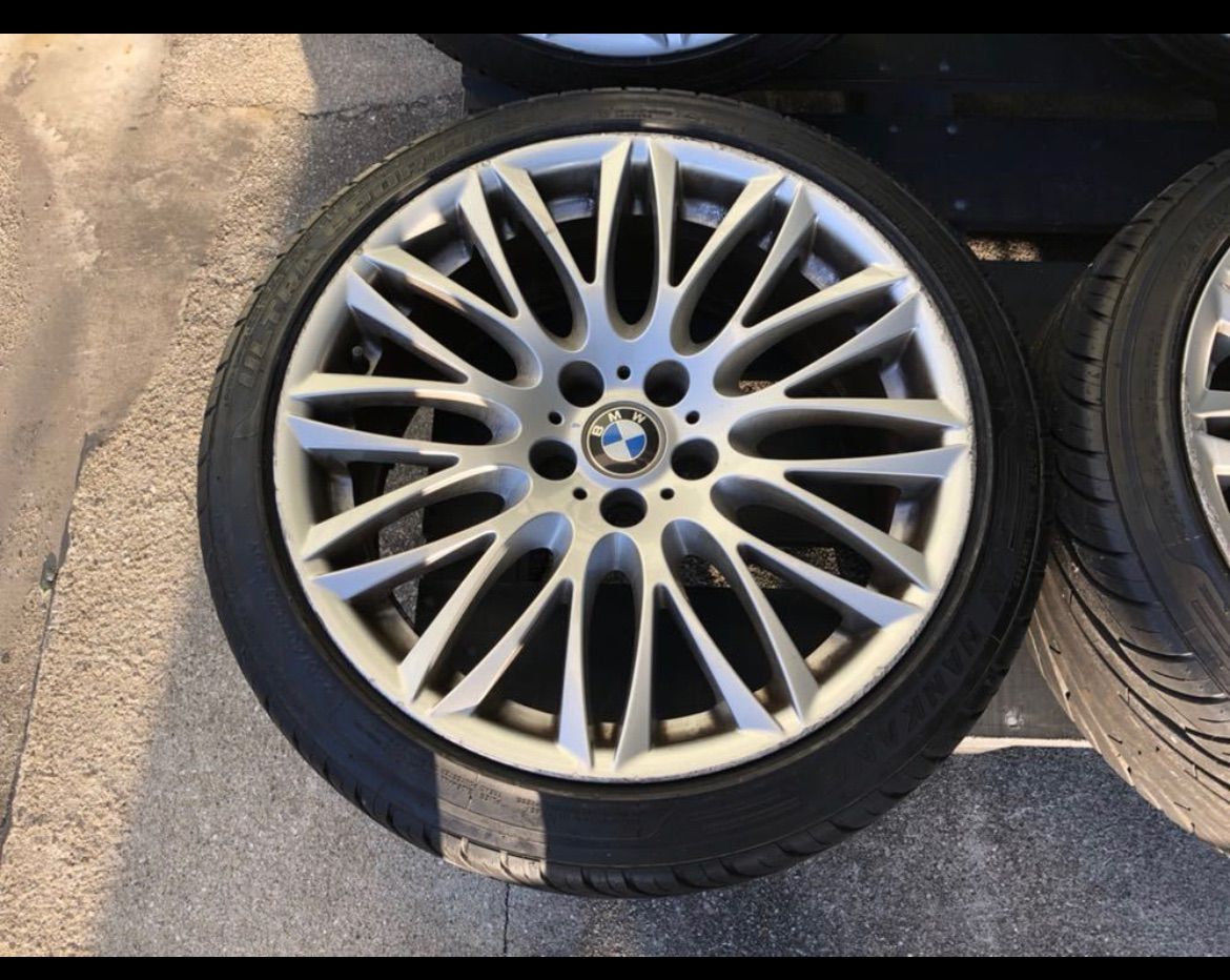 BMW 5シリーズ 20インチ タイヤホイールセット 4本 BMW 5シリーズ G60純正 エアロダイナミックホイール939M 20
