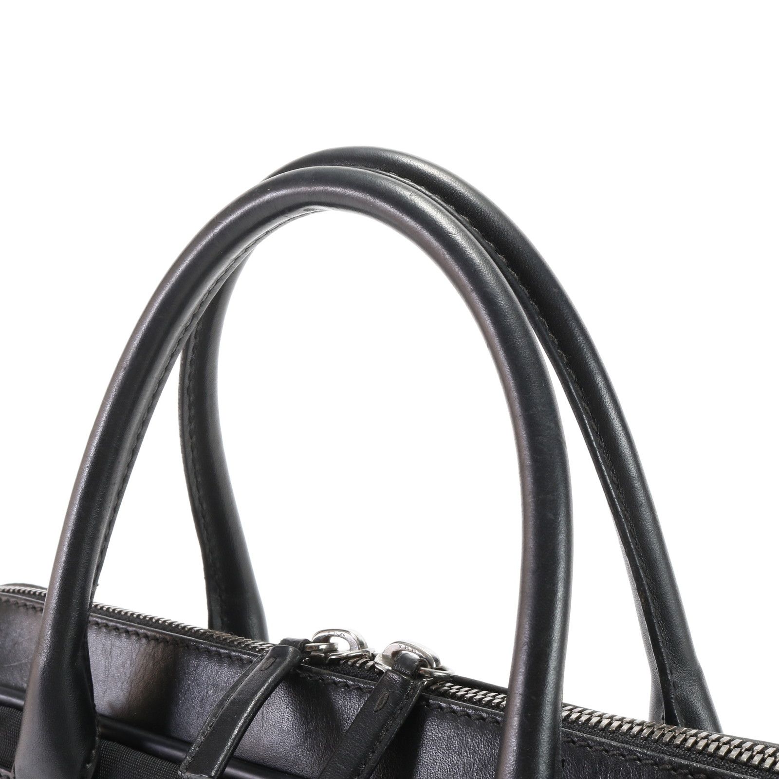 美品✨GUCCI グッチ　ビジネスバッグ　101666 ブラック　レザー 美品 グッチ 101666 212792 レザー ビジネス バッグ 書類鞄