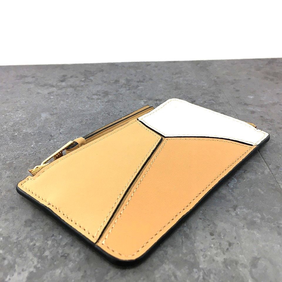 送料込み！ 未使用品 LOEWE フラグメントケース パズル 箱付き