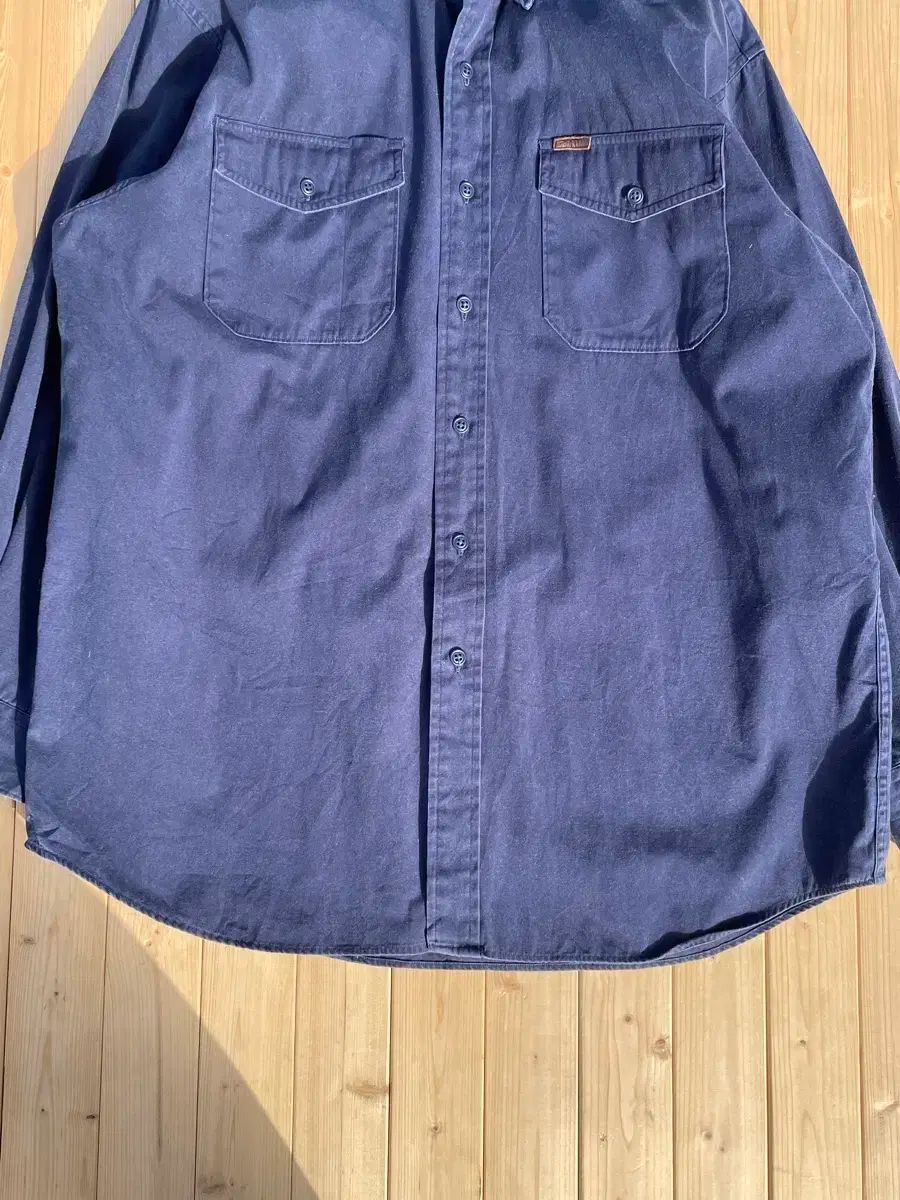 シャツ J01603
