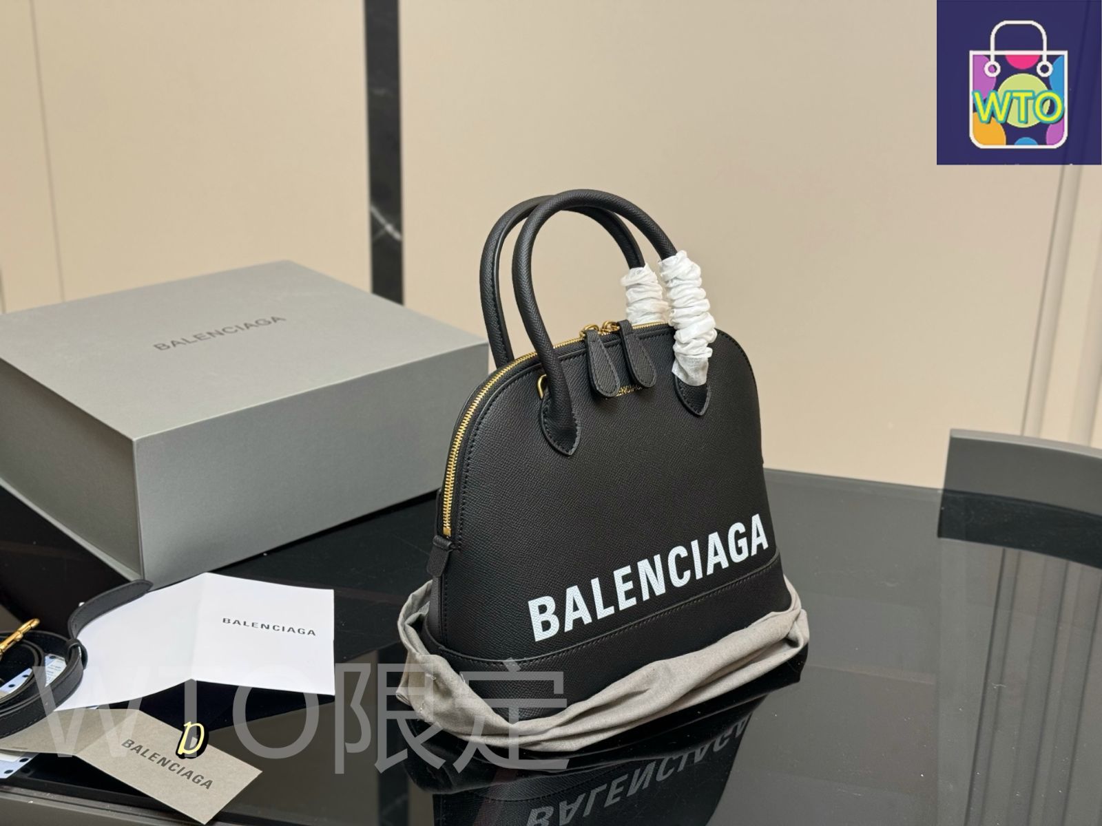 BALENCIAGA シュシュ 新品未使用　正規品 2カラー☆新作【BALENCIAGA】ダービー マット ロゴ (BALENCIAGA