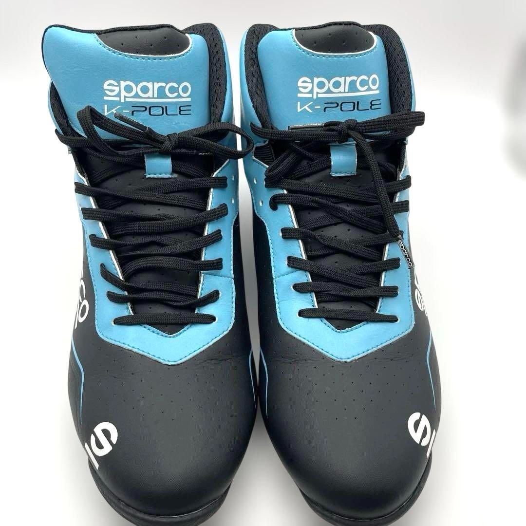 ドライビングシューズ