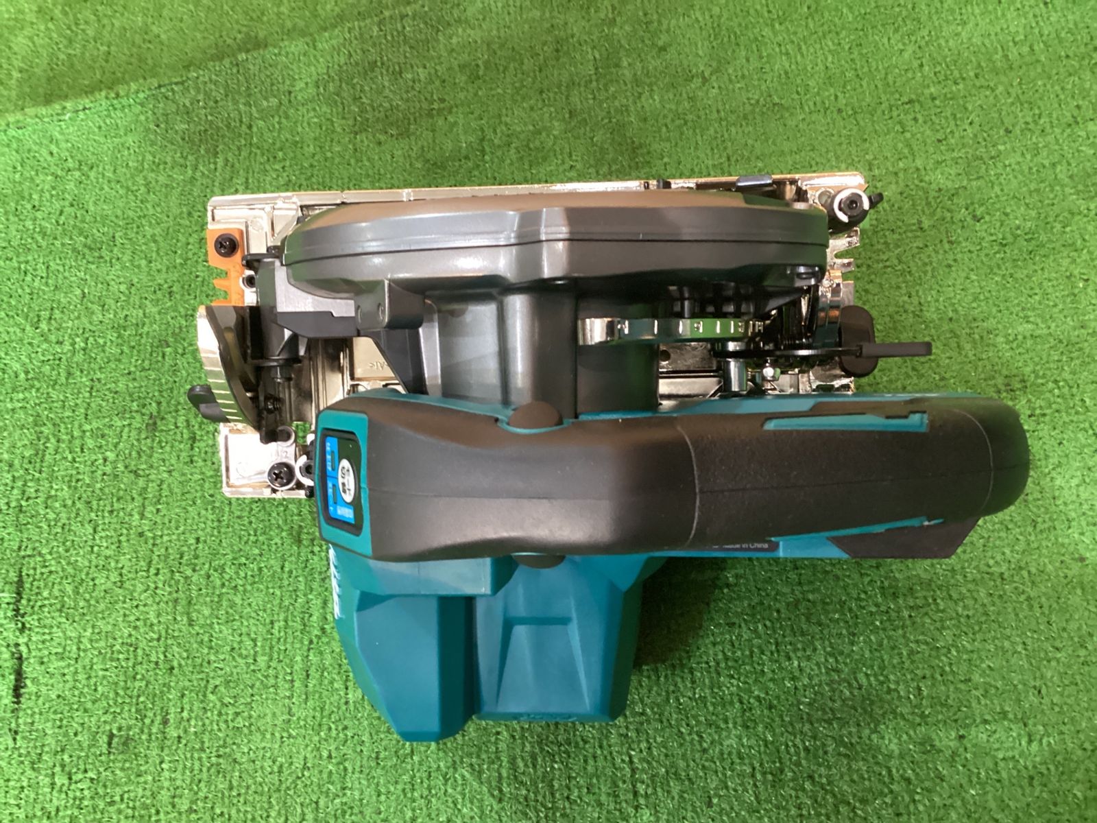 充電式マルノコ ケ-136