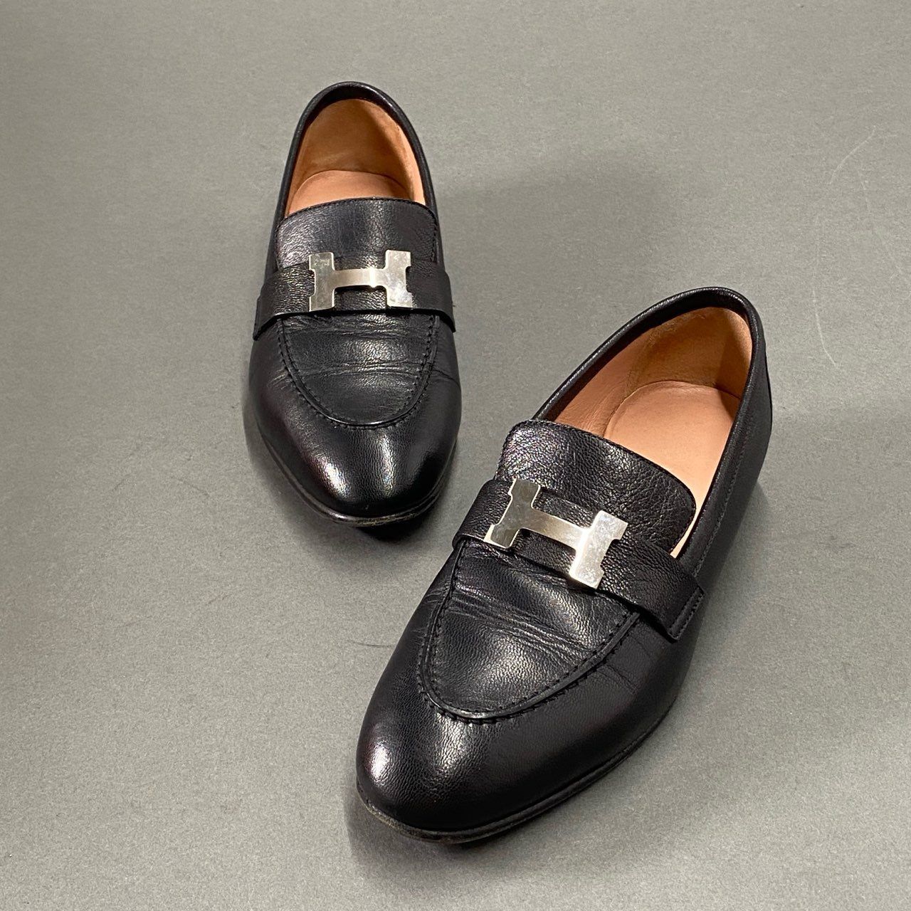 人気】HERMES モカシンパリ Hロゴ 金具 コンスタンス 41 1/2 モカシン