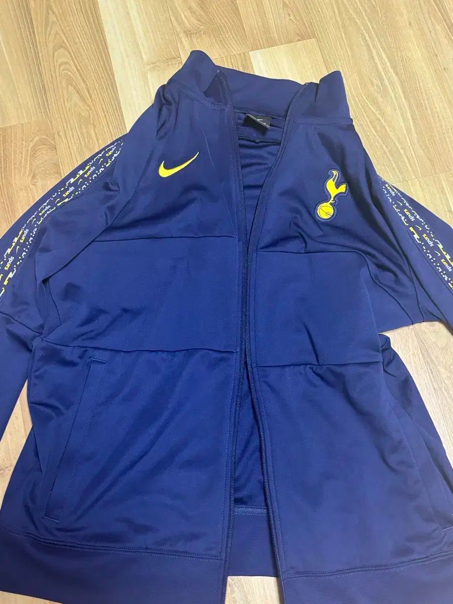 Nike トッテナム ジャージ　L ネイビー NIKE(ナイキ) トッテナム ジャージ L サイズ - メルカリ
